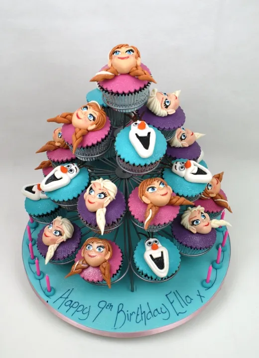 Starburst & Cupcakes cake from our gallery