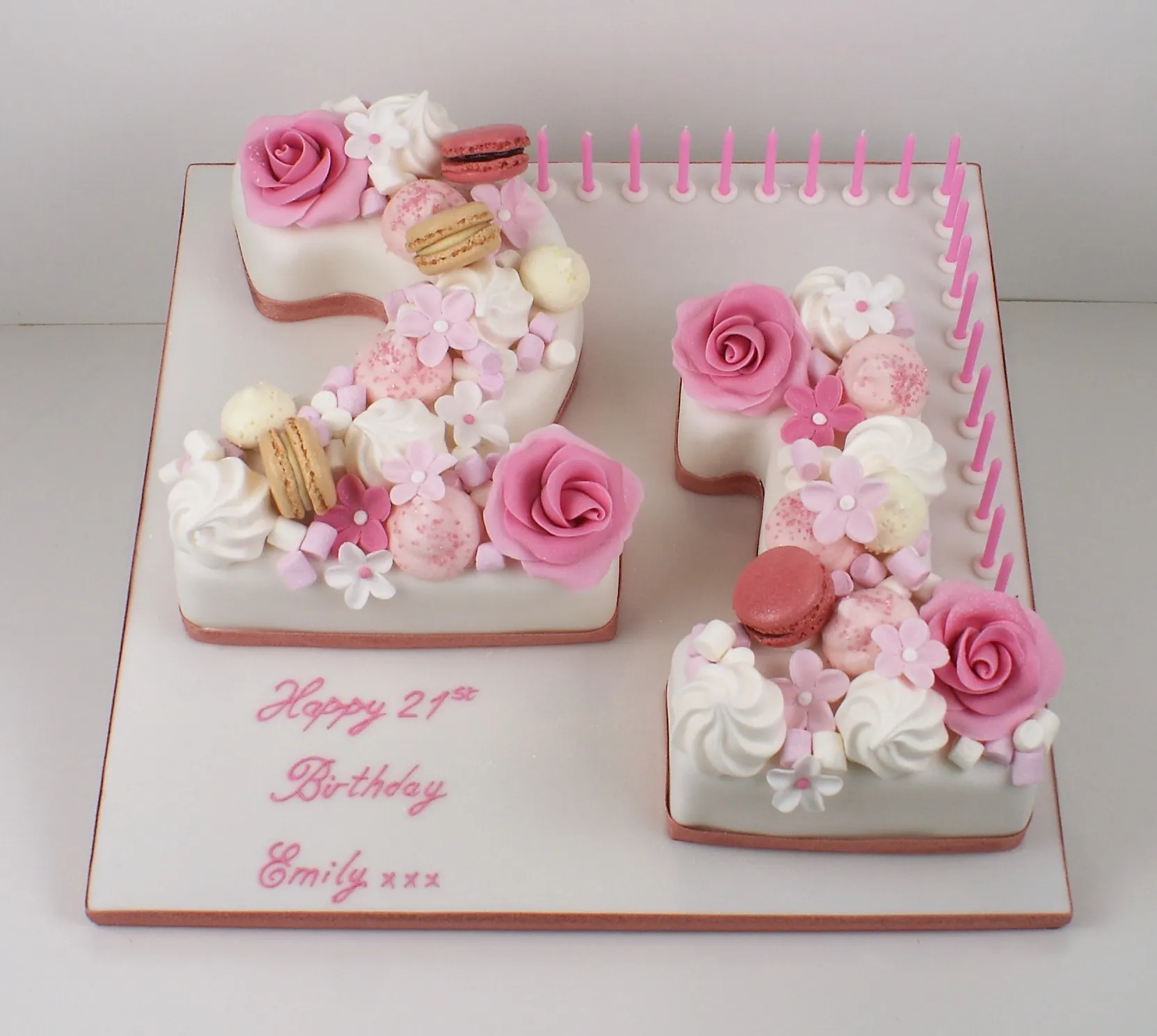 Classics & Anniversary cake from our gallery