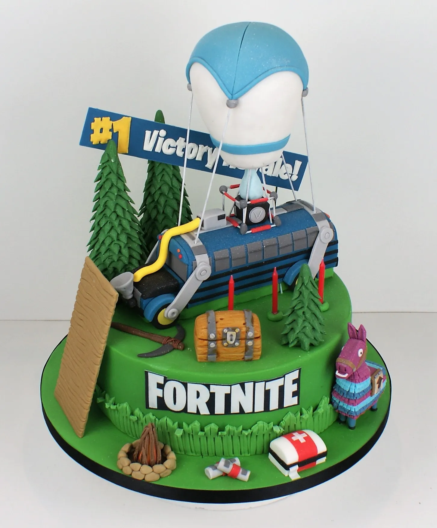 Childrens Novelty cake from our gallery