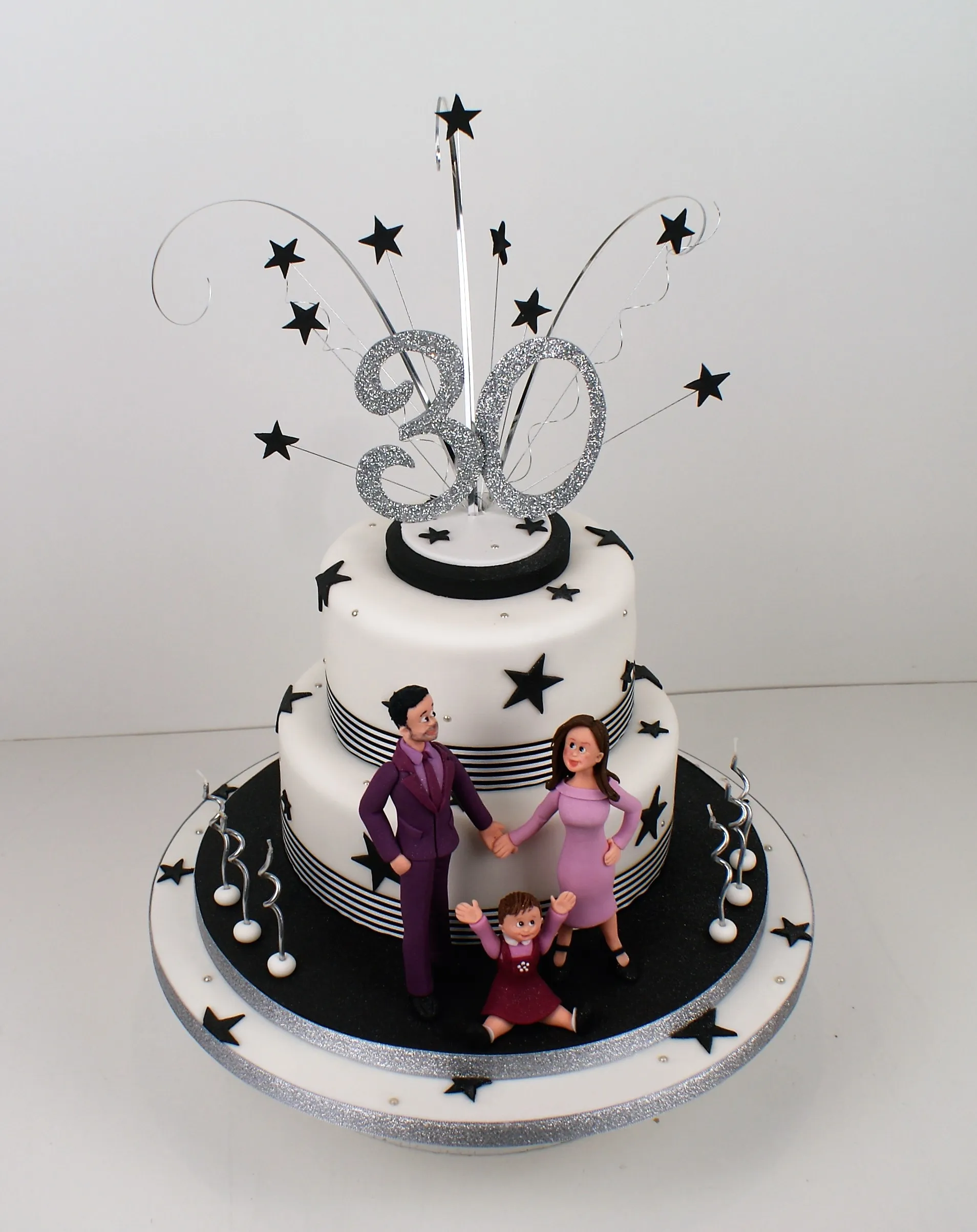 Starburst & Cupcakes cake from our gallery